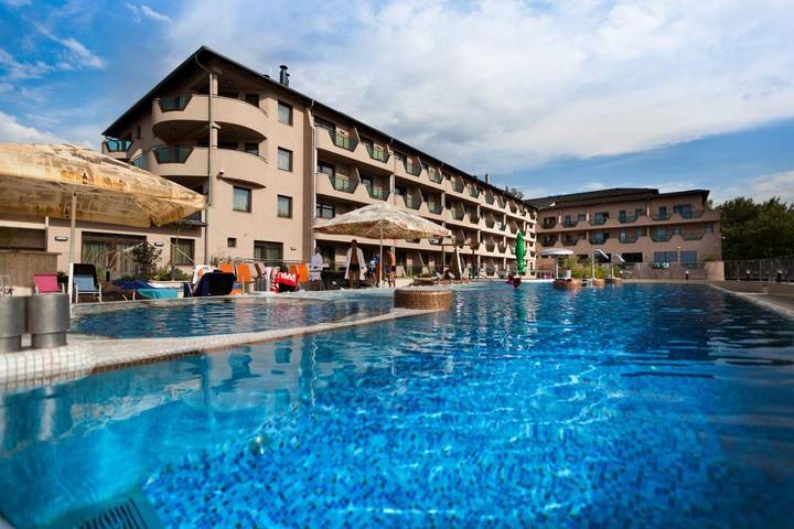 Hotel für 4 Personen, mit Sauna und Terrasse sowie Pool in Zamardi