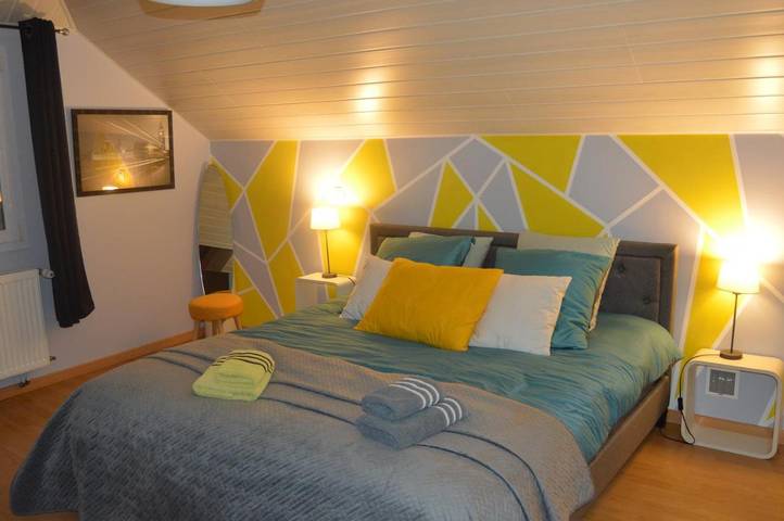 Chambre d’hôte pour 3 personnes, avec Terrasse ainsi que Jardin et Vue
