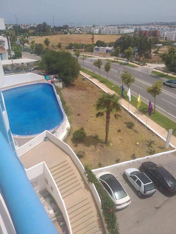 Appart’hôtel pour 3 personnes, avec terrasse ainsi que vue et piscine