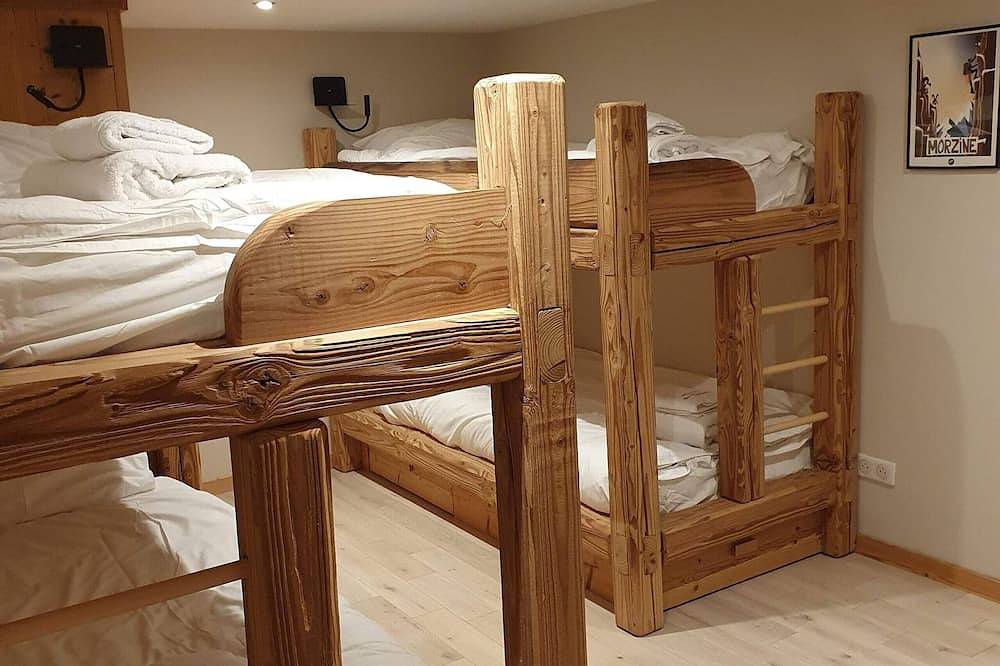 Chalet Clocher Sleeps 10 Hot tub in Essert-Romand, Les Portes du Soleil