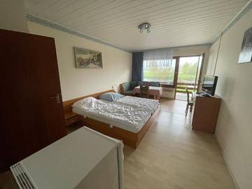 Camping für 2 Personen in Polle, Weserbergland, Bild 3