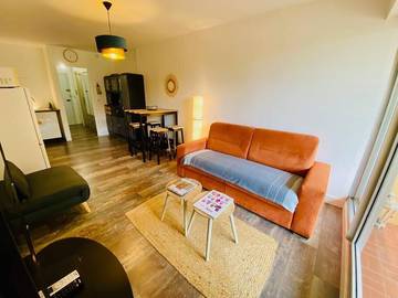 Gîte pour 2 personnes, avec terrasse et jardin dans Plage de La Corniche