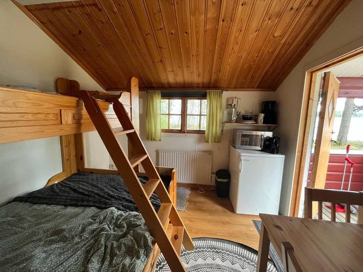 Camping für 2 Personen, mit Garten und Ausblick sowie Seeblick, mit Haustier in Mittelschweden - 2