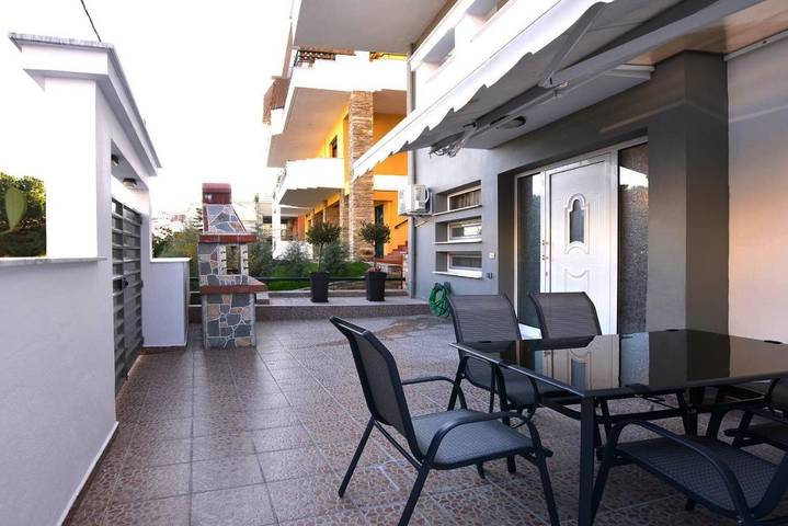 Gîte pour 8 personnes, avec jardin et vue à Kavala - 3