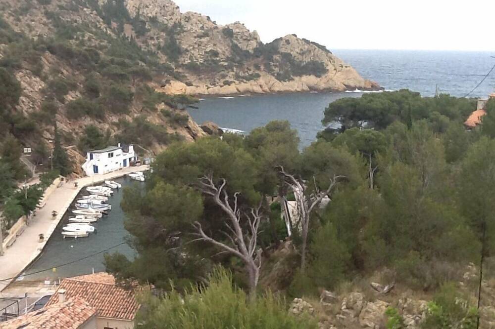 Apartamento entero, Apartamento independiente en villa, en los pinos con vistas al mar. in Ensuès-la-Redonne, Istres region