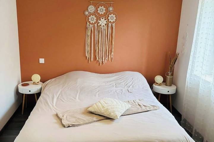 Vacation Rental for 6 People - House M - Mb.locationsardeche in Saint-Cirgues-en-Montagne, Parc naturel régional des Monts d'Ardèche