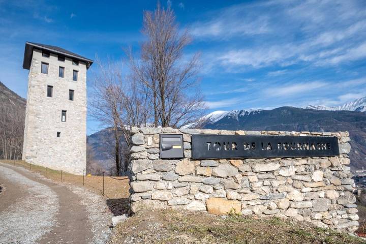 Chambre 'La Poudriere' avec vue sur la montagne in Saint-Jean-de-Maurienne, Région de Saint-Jean-de-Maurienne