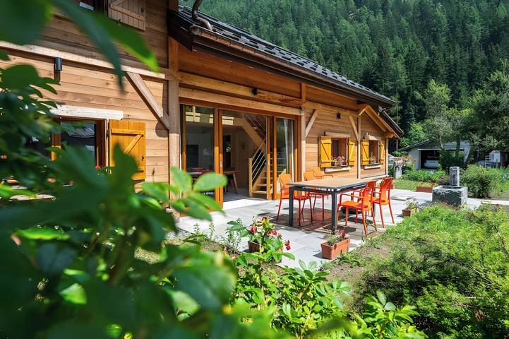Chalet des Plans – Ruhiges, modernes Chalet nahe Chamonix und Schweizer Grenze in Vallorcine, Region Bonneville