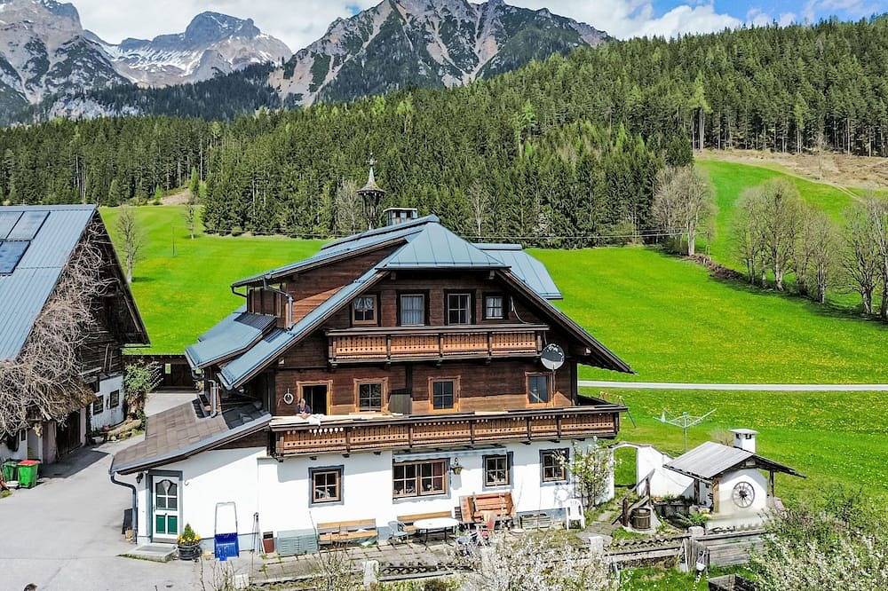 Ganze Wohnung, Wohnung 5 by Interhome in Ramsau am Dachstein, Schladming-Dachstein