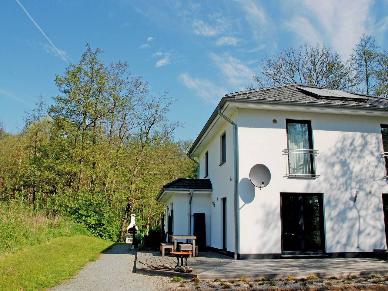 Ganze Ferienwohnung, Ferienappartement Feuerstein mit Terrasse in Mukran, Sassnitz