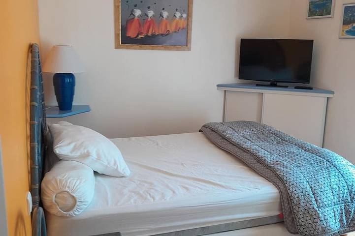 Location de vacances pour 5 personnes, avec jardin ainsi que terrasse et jacuzzi à Le Collet-de-Dèze - 3