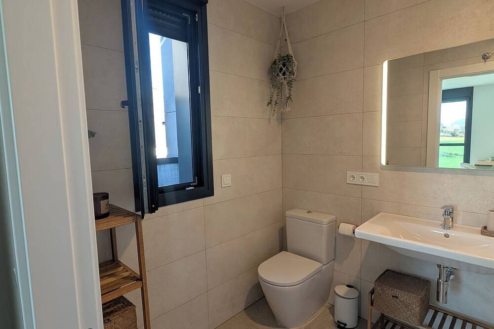 Entire apartment, La Terraza del Sol in Santa Cruz de Bezana, Cantabrian Coast