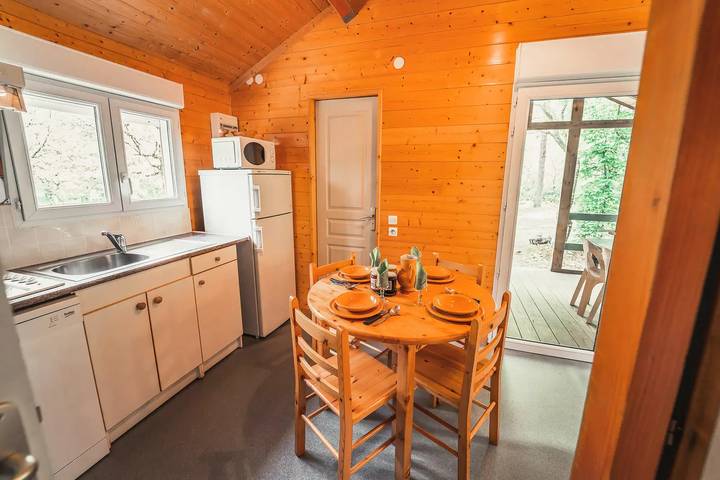 Gîte pour 4 personnes, avec piscine et terrasse à La Canourgue - 2