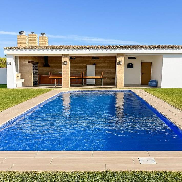Chalet para 8 personas, con vistas además de jardín y piscina, Se admiten mascotas en Barbate