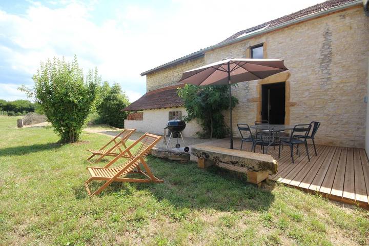 Gîte pour 4 personnes, avec Terrasse et Jardin