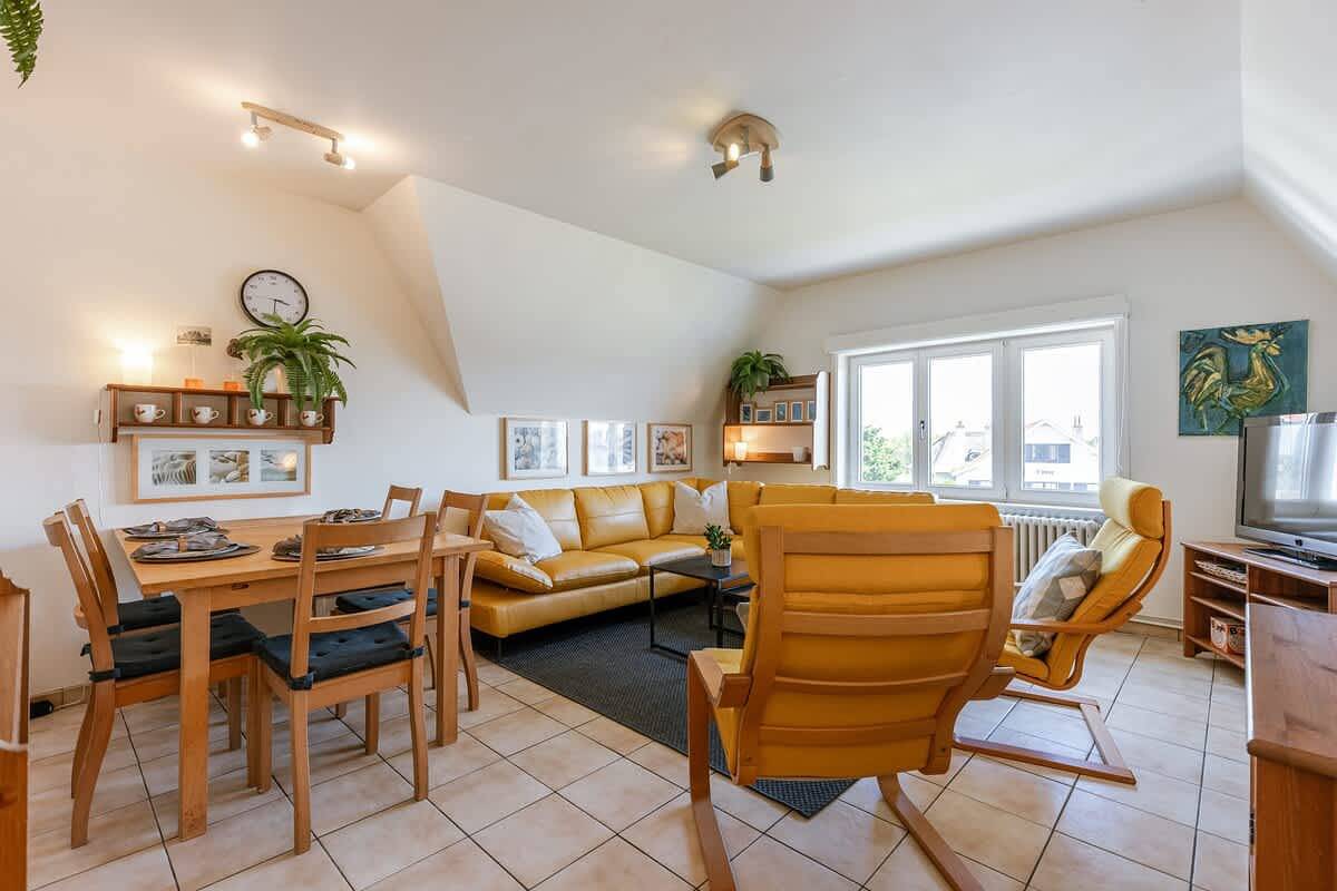 Appartement entier, Casiola coastal retreat w/ beach access in Le Coq, Côte belge