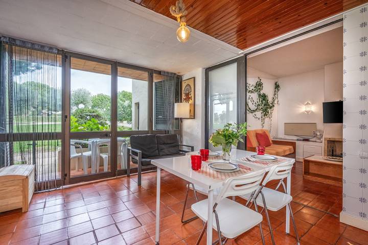 Entire apartment, Apartment 'The Triple House' with Shared Pool, Private Terrace and Wi-Fi in Portimão, Faro District