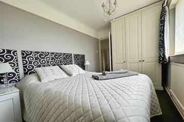 Glamping for 6 People in Liverpool, Merseyside, Photo 3