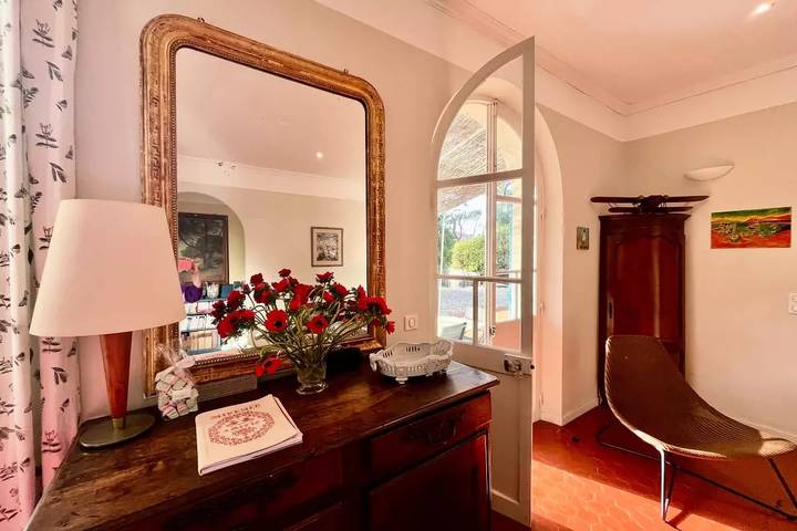 Villa pour 12 personnes, avec jardin, animaux acceptés à Giens