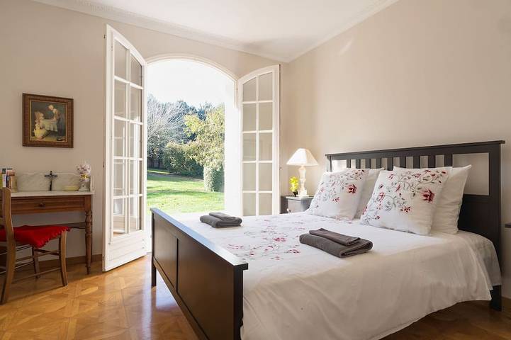 Location de vacances pour 10 personnes, avec jardin à Chagny - 3