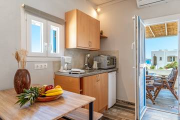 Holiday Rental for 4 People in Tinos, Cyclades, Photo 2