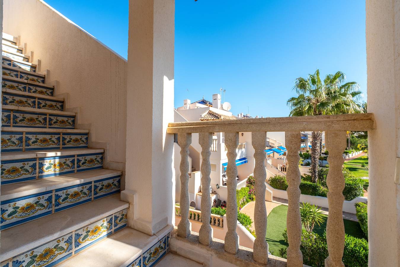 Apartamento entero, Apartamento vacacional "Sunnygolfbeach" con piscina compartida, terrazas y Wi-Fi in Las Ramblas Golf, Orihuela