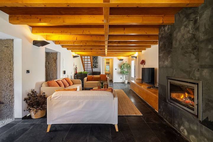 Gîte pour 16 personnes, avec jardin