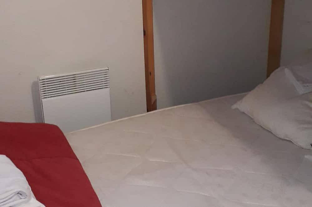 Apartamento entero, T2 Bonita, 4 / P 3 estrellas con piscina de la planta (c. De acuerdo vacaciones) in Arvieux, Queyras