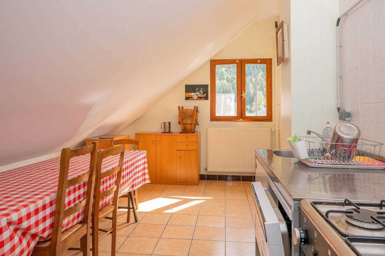 Cottage "La Ferme de l’Ours" with Mountain View, Private Terrace and Wi-Fi in Entremont-le-Vieux, Chambéry region