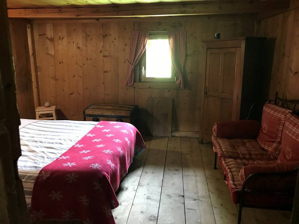 Chambre d'hôtes atypique, chalet d'alpage Lou Becus - Mont Joly in Les Contamines-Montjoie, Pays du Mont-Blanc