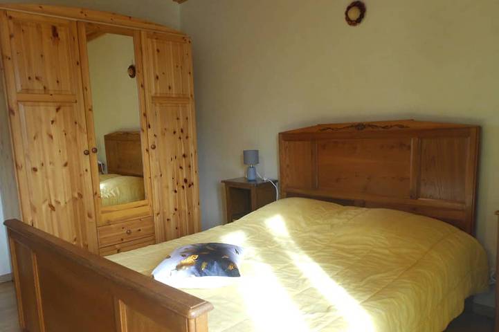 Location de vacances pour 6 personnes, avec jardin à Alleyrac - 4