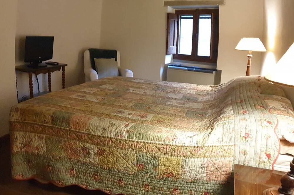 La finestra sull'Umbria - countryhouse with private pool with beautiful views in Montone (Italia), Valtiberina