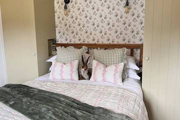 Glamping for 2 People in West Chiltington, West Sussex, Photo 2