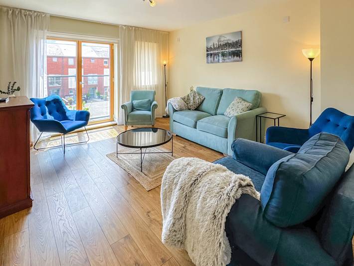 Holiday rental for 7 people, with garden in Swansea