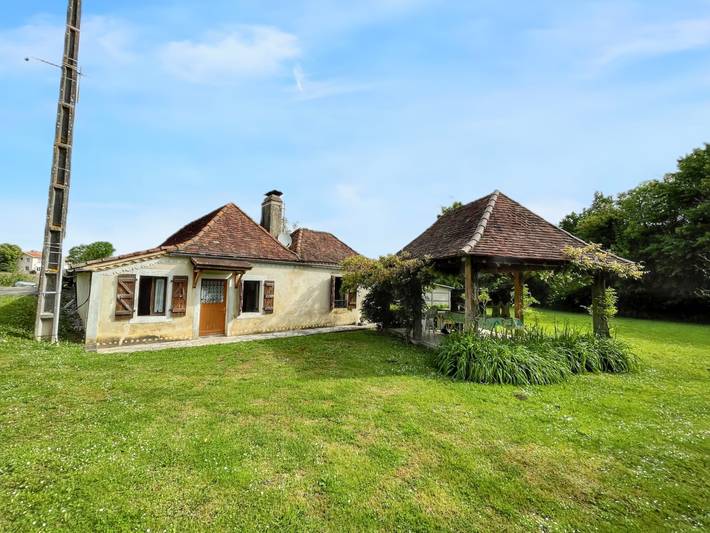 Gîte pour 5 personnes, avec jardin à Piets-Plasence-Moustrou