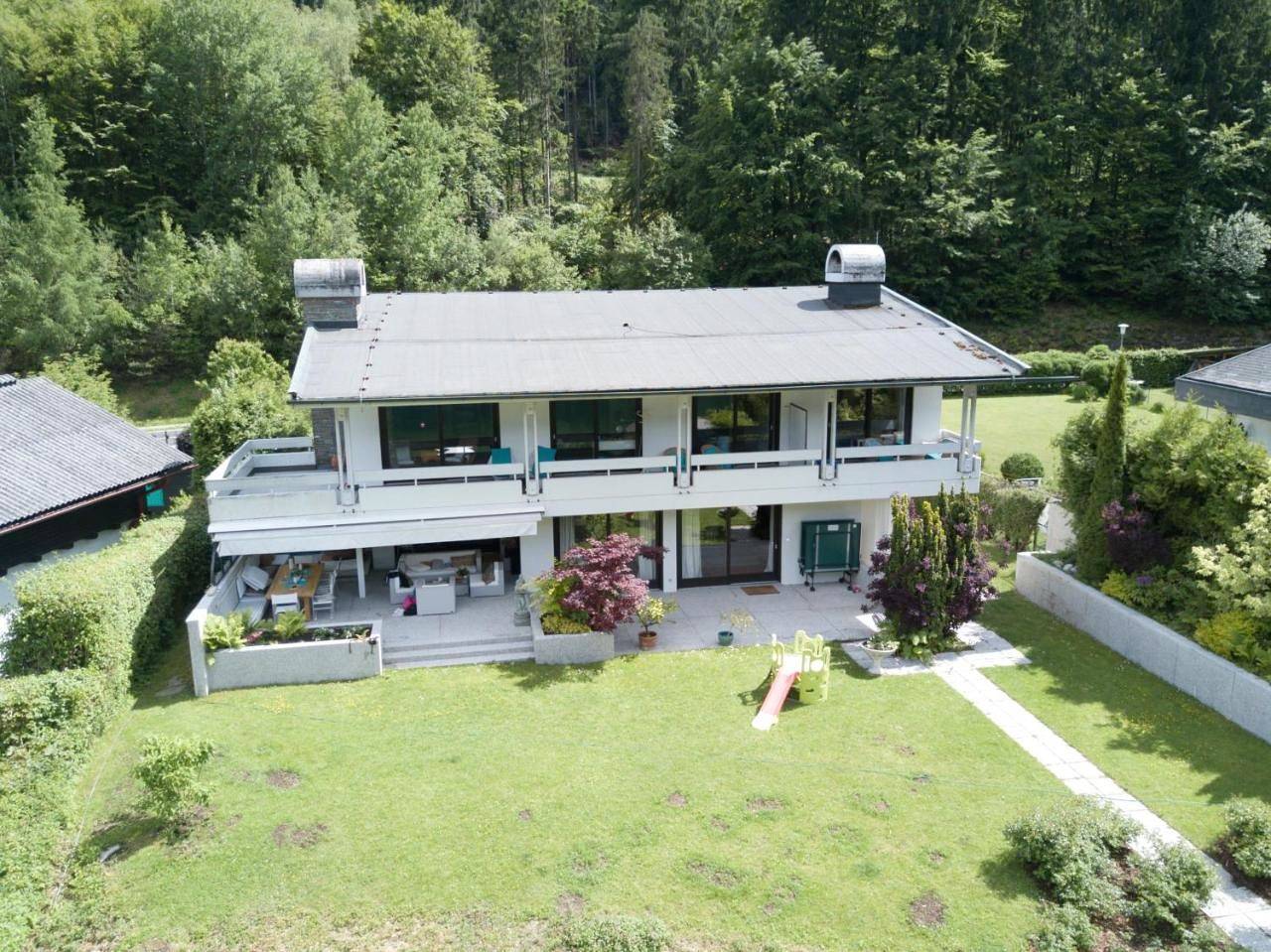Double Room with Lake View and External Bathroom in Villach, Ossiacher See