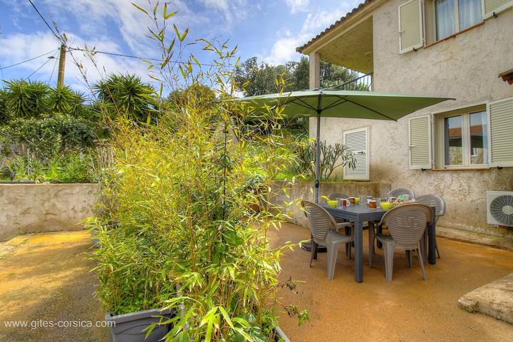 Gîte pour 4 personnes, avec Terrasse
