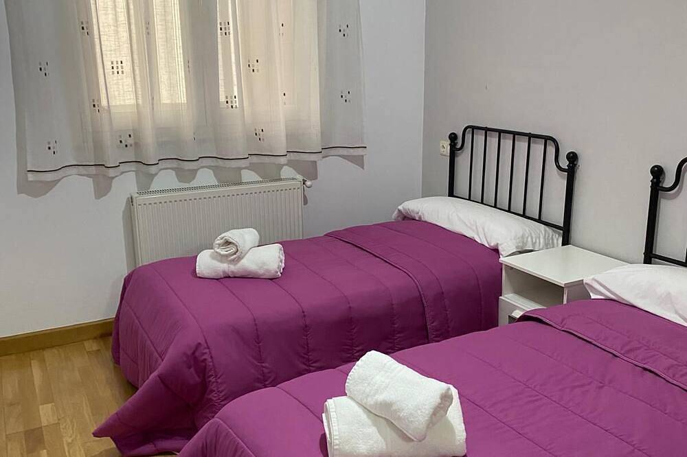 Ganze Wohnung, Apartment in the pearl of Cantábrico, beach and nature at your fingertips in Foz, Costa de Galicia