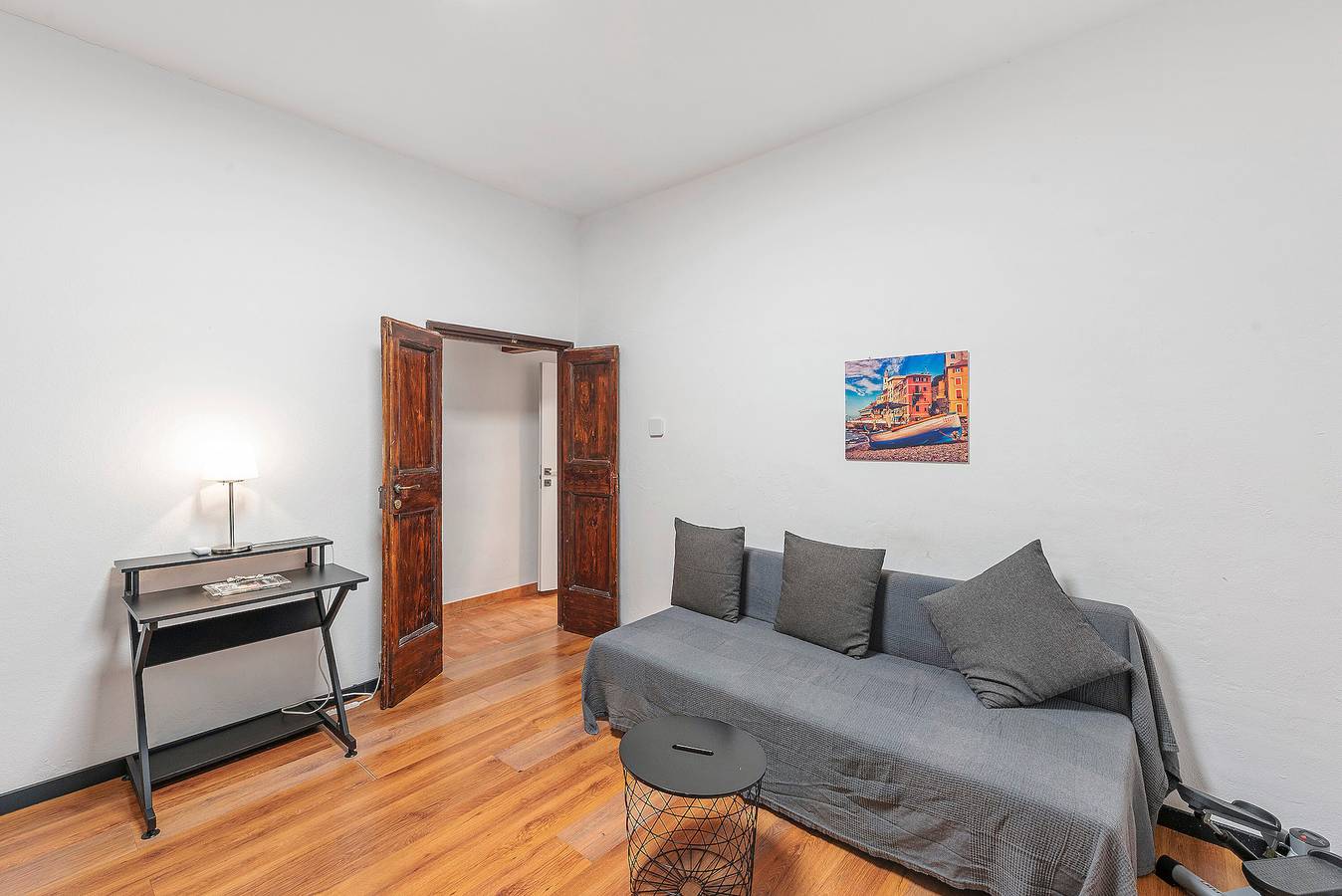 Cały apartament, 'Historic Central' Apartment with Wi-Fi and Air Conditioning in Genua (Miasto), Genua