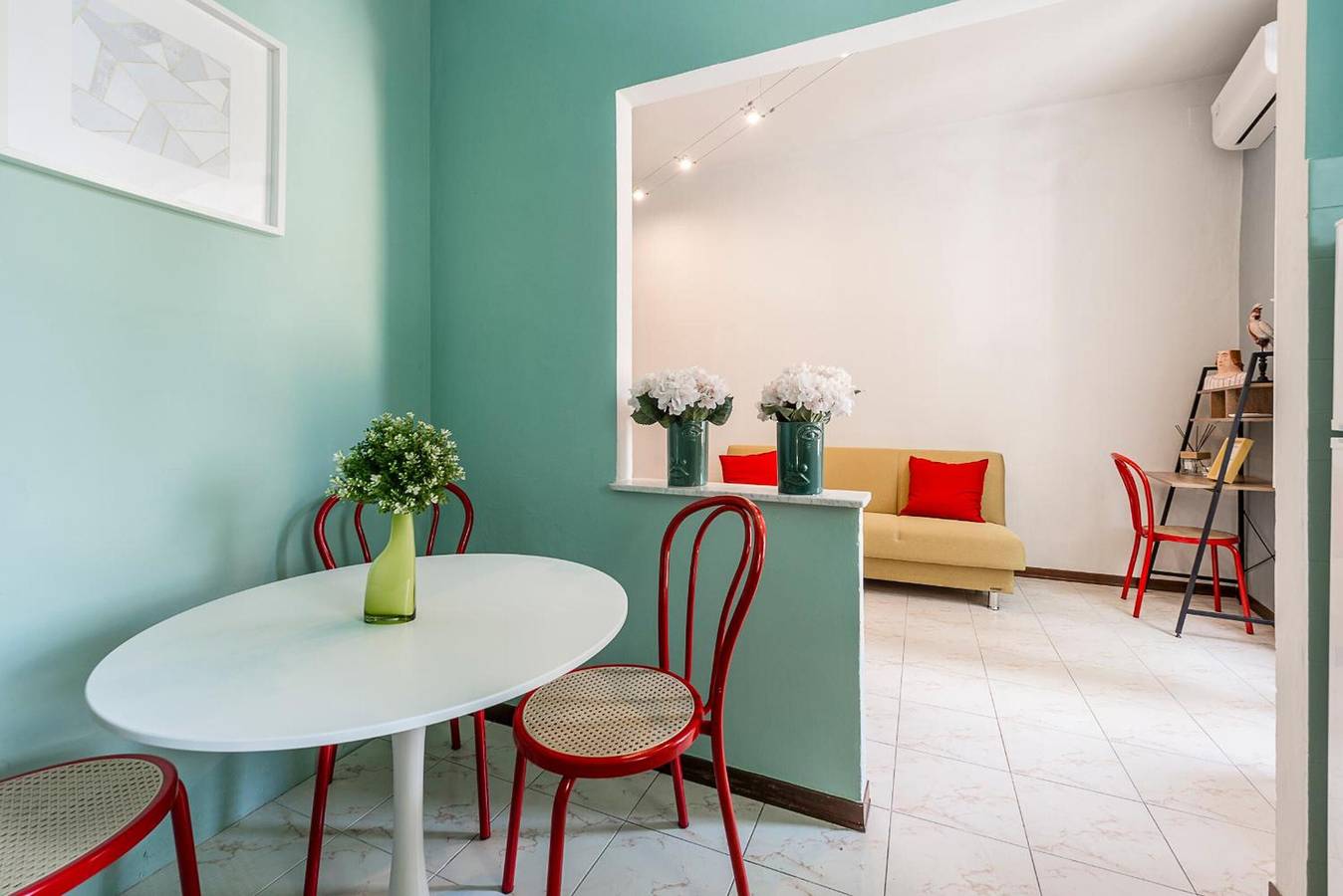 Entire apartment, Apartment 'Family House' with Balcony and Wi-Fi in Pisa, Italian Riviera