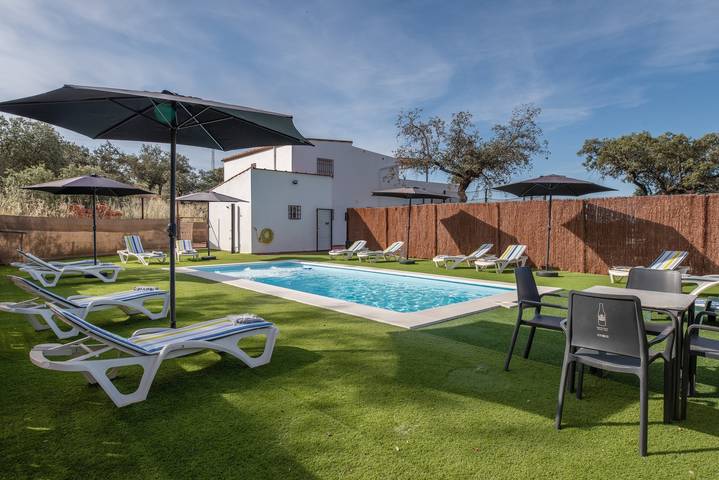 Casa rural para 23 personas en Sierra Morena