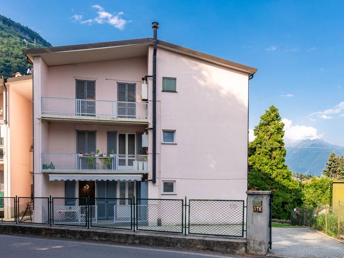 Gîte pour 5 personnes, avec terrasse à Gravedona - 2