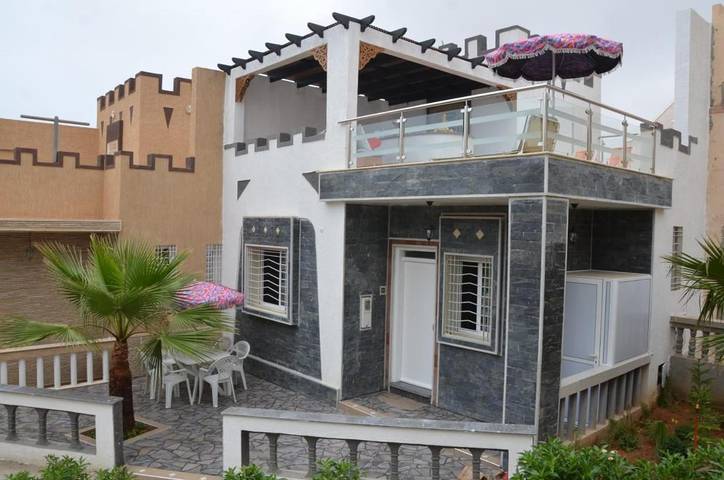 Location de vacances pour 6 personnes, avec jardin dans Tnine Aglou