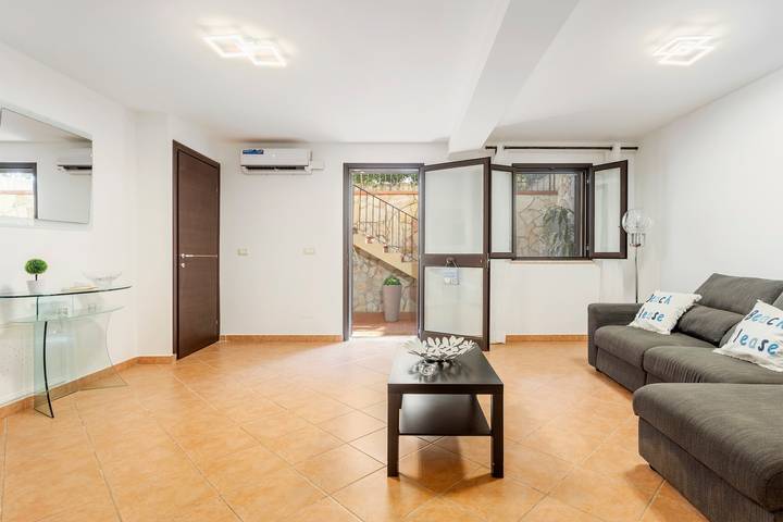Ferienwohnung für 2 Personen, mit Garten in Mondello - 2