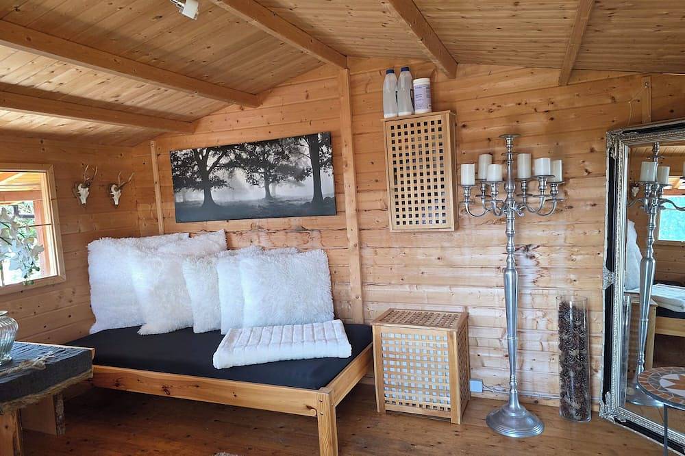 Sonnige Ferienwohnung Sonnenhuesli im Hochschwarzwald mit Whirlpool und Sauna in Lenzkirch Ort, Lenzkirch