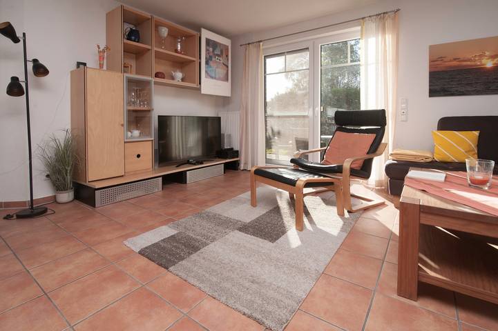 Ferienhaus für 4 Personen, mit Garten und Terrasse in Greetsiel - 3