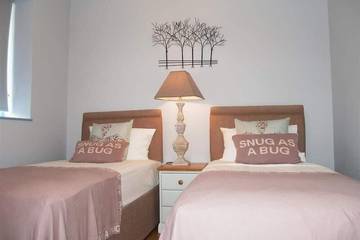 Cottage for 8 People in Broad Haven, Pembrokeshire, Photo 4