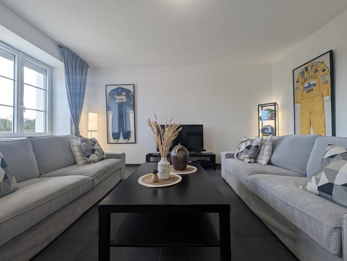 Location de vacances pour 6 personnes, avec jardin à Laigné-en-Belin