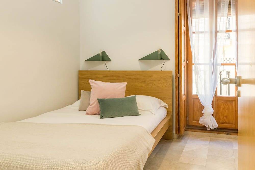 Apartamento entero, Amazing Shiny Apartment Torres de Serranos !  Estancia maxima 10 dias! in Valencia City Centre, Valencia