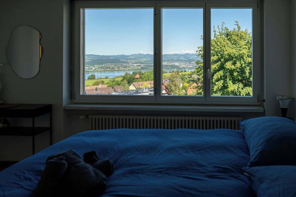 Ganze Wohnung, Seeblick |Heimkino & Parkplatz|15 Min. vom Zentrum in Ebmatingen, Maur